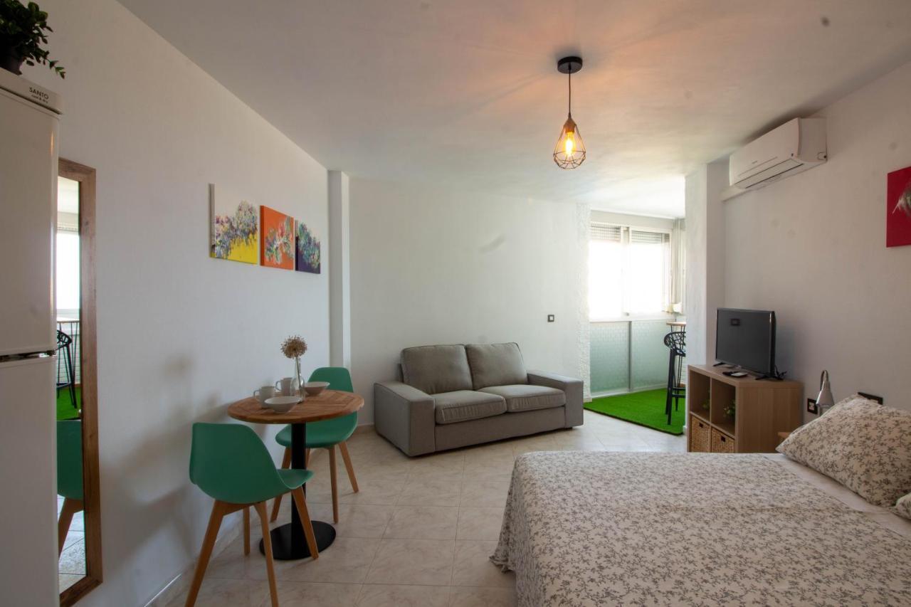 Larios Dos 504. Estudio Con Vistas Al Mar Cerca De La Playa Torrox Zewnętrze zdjęcie